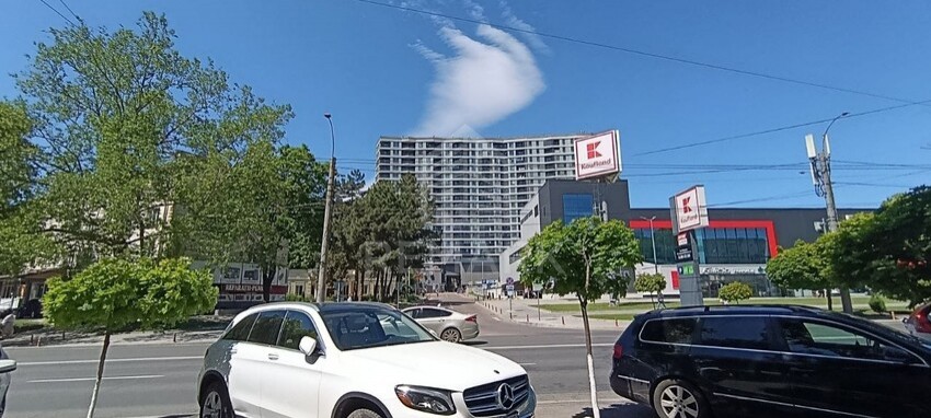 photo256049