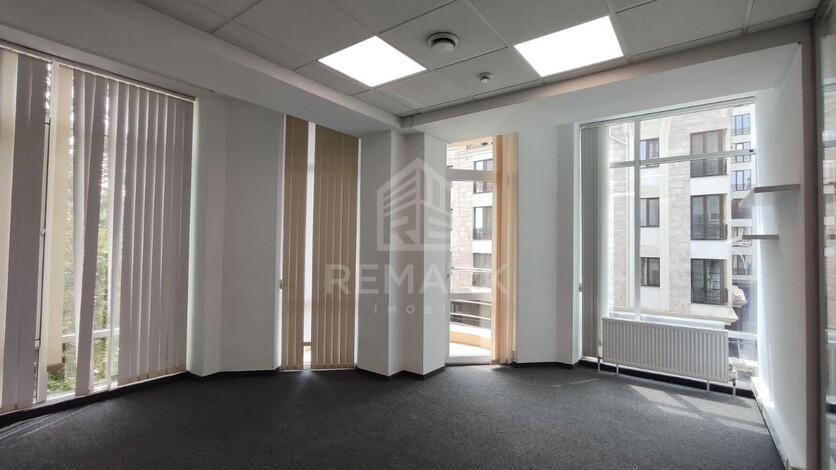 photo256065