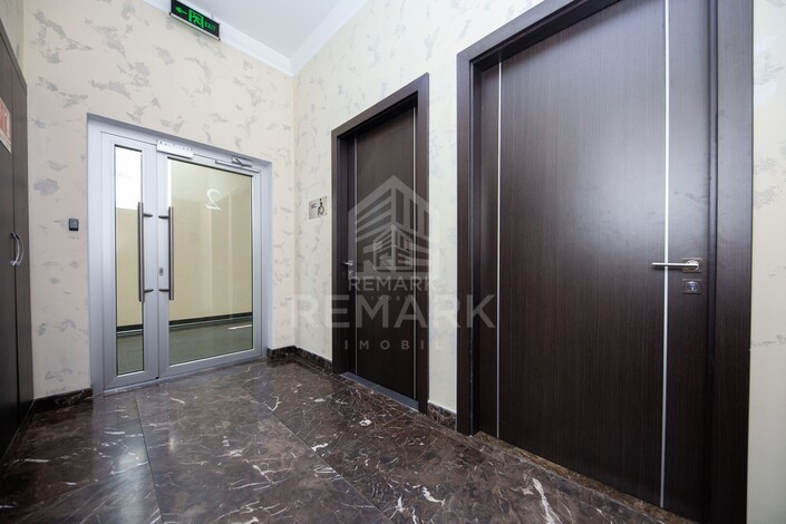photo256383