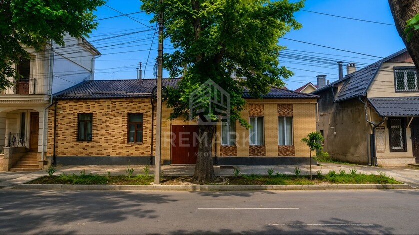photo256402