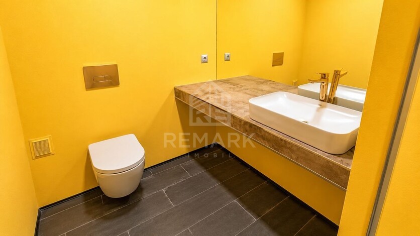 photo256757