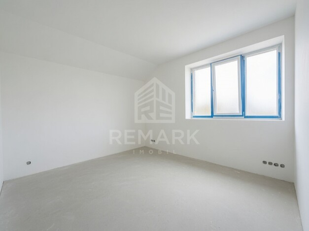 photo256773