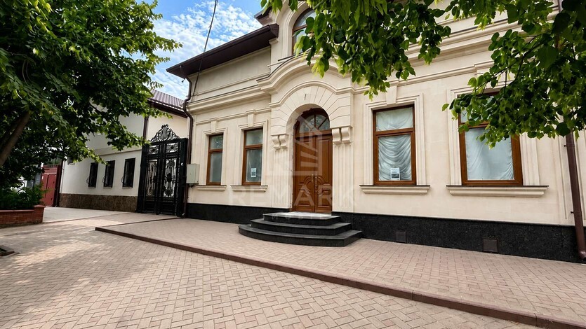 photo256778